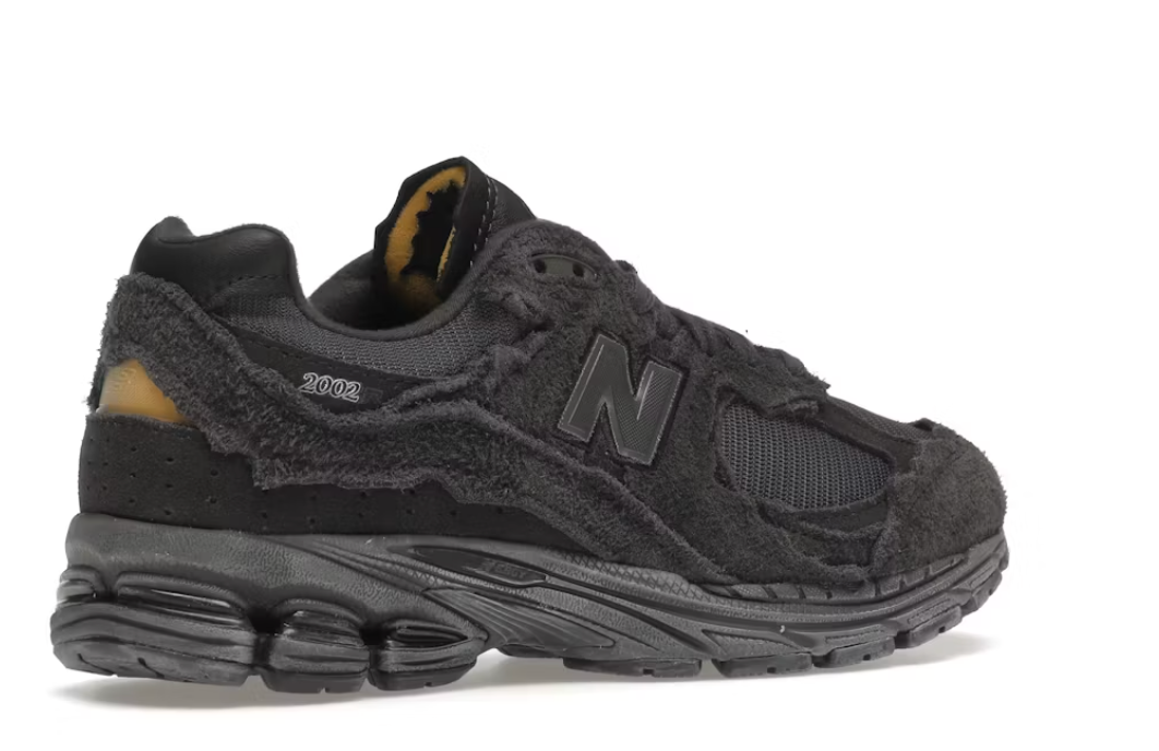 New Balance 2002R Protection Pack - couleur grise foncé